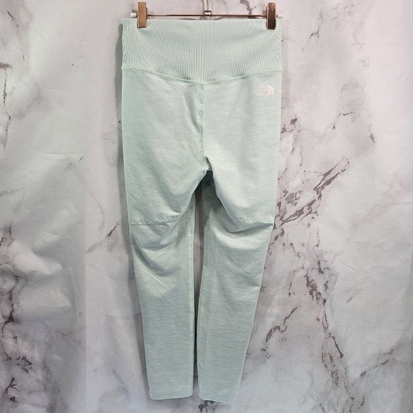 The North Face Women's Mint Green Leggings. Fit More Like a Size SMALL - Picture 5 of 13